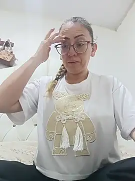 miss hanna07 online show from 11/28/25, 08:09