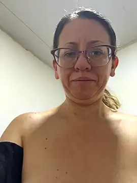 Snapshot of miss_hanna07 chatting on 10/07/25, 11:22 miss hanna07 online show from 10/07/25, 11:22