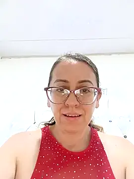 Snapshot of miss_hanna07 chatting on 06/12/26, 03:15 miss hanna07 online show from 06/12/26, 03:15