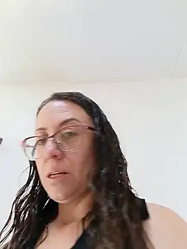 Snapshot of miss_hanna07 chatting on 06/13/26, 05:00 miss hanna07 online show from 06/13/26, 05:00