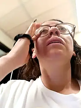 miss hanna07 online show from 10/28/25, 04:50