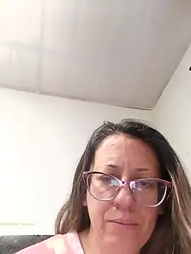 Snapshot of miss_hanna07 chatting on 09/24/25, 01:28 miss hanna07 online show from 09/24/25, 01:28