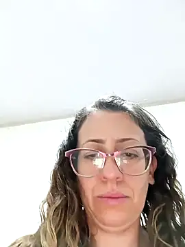 miss hanna07 online show from 12/16/25, 02:16