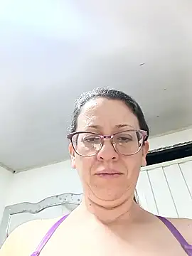 Snapshot of miss_hanna07 chatting on 01/18/26, 10:07 miss hanna07 online show from 01/18/26, 10:07