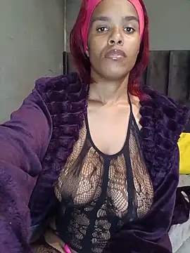 Snapshot of SexySlenderLexy chatting on 05/19/26, 06:09 SexySlenderLexy online show from 05/19/26, 06:09