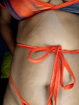 Snapshot of SexySlenderLexy chatting on 02/04/26, 06:08 SexySlenderLexy online show from 02/04/26, 06:08