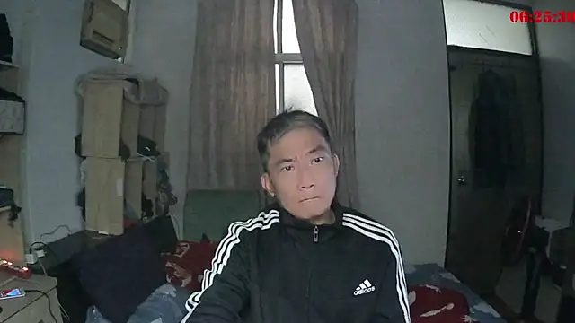 YuHsuant online show from 02/12/25, 11:20