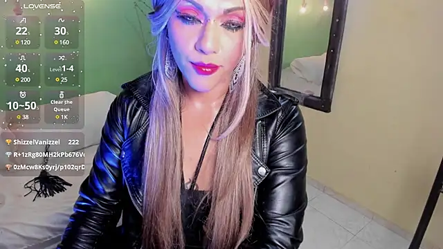 Snapshot of angelina_james_ chatting on 02/18/25, 12:17 angelina james online show from 02/18/25, 12:17