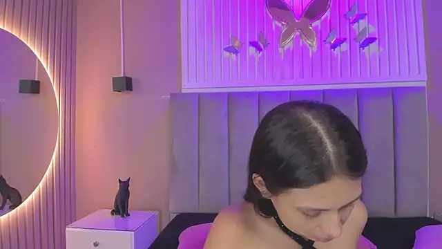 Snapshot of diosa_cristal chatting on 05/08/26, 03:43 diosa cristal online show from 05/08/26, 03:43