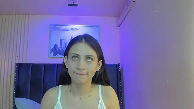Snapshot of diosa_cristal chatting on 05/20/26, 03:25 diosa cristal online show from 05/20/26, 03:25