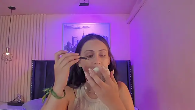 Snapshot of diosa_cristal chatting on 06/10/26, 03:30 diosa cristal online show from 06/10/26, 03:30