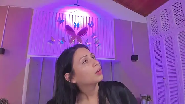 diosa cristal online show from 11/28/25, 03:17