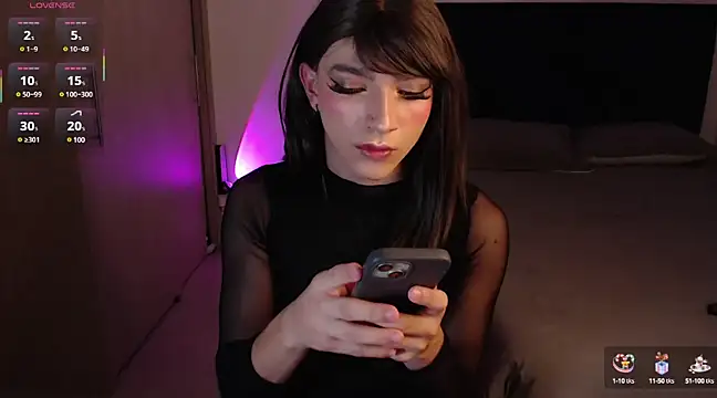 Snapshot of pansuggarofficial chatting on 02/09/25, 01:33 pansuggarofficial online show from 02/09/25, 01:33