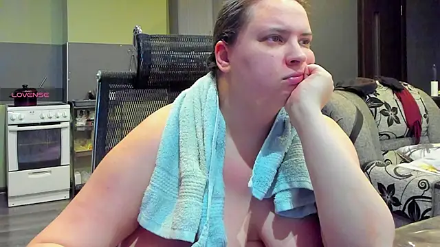 Snapshot of 1lindsey1 chatting on 10/07/25, 07:37 1lindsey1 online show from 10/07/25, 07:37