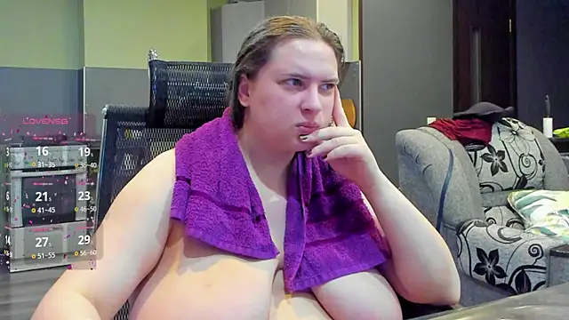 Snapshot of 1lindsey1 chatting on 11/03/25, 11:03 1lindsey1 online show from 11/03/25, 11:03