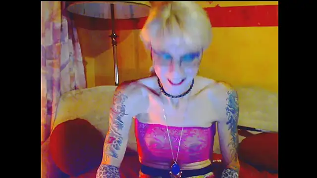 cuxladyboy online show from 03/19/25, 01:43