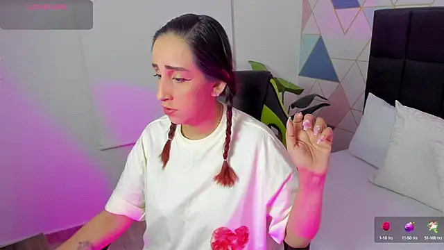 Snapshot of jadde13_ chatting on 10/03/25, 07:59 jadde13 online show from 10/03/25, 07:59