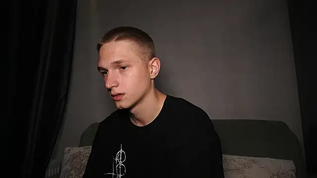 dustyn fox online show from 09/15/25, 04:18