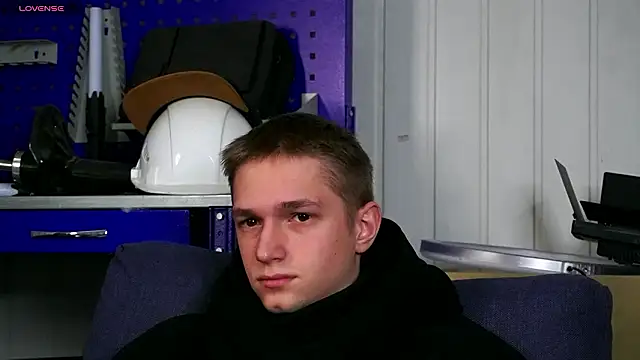 Snapshot of dustyn_fox chatting on 01/16/26, 05:55 dustyn fox online show from 01/16/26, 05:55