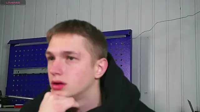 Snapshot of dustyn_fox chatting on 01/14/26, 03:48 dustyn fox online show from 01/14/26, 03:48