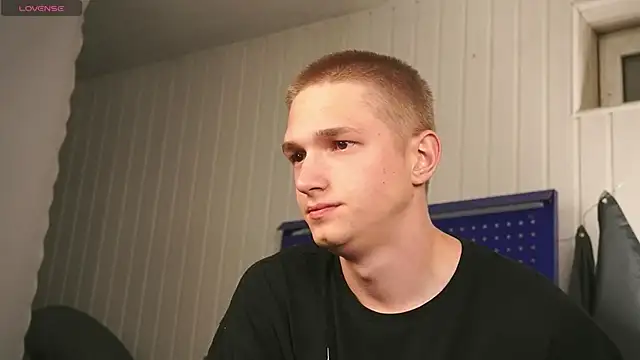 dustyn fox online show from 09/17/25, 05:04