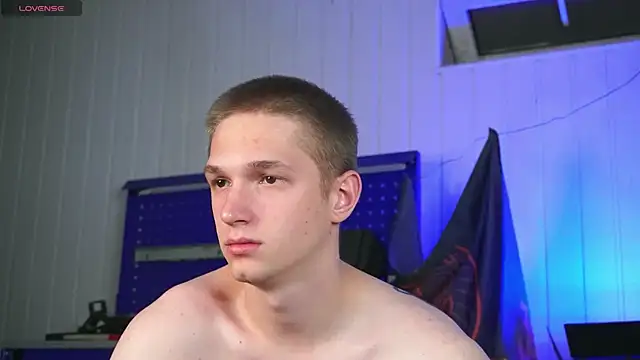 dustyn fox online show from 10/04/25, 04:41