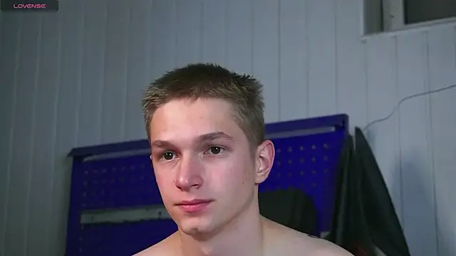 dustyn fox online show from 11/06/25, 03:38