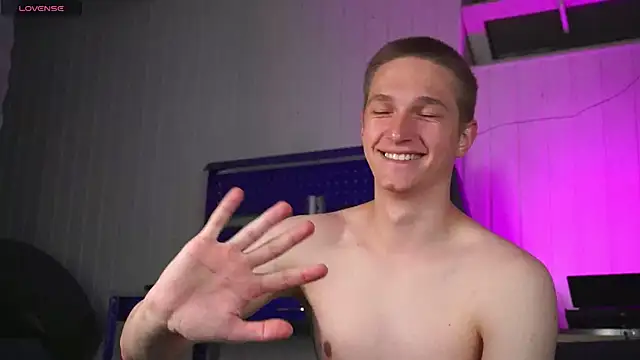 dustyn fox online show from 10/03/25, 04:41