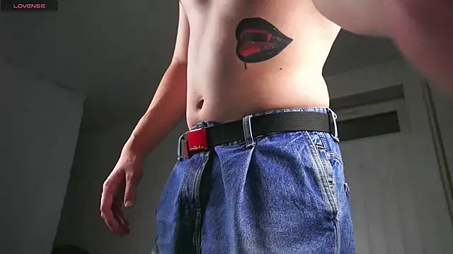 dustyn fox online show from 11/18/25, 03:15