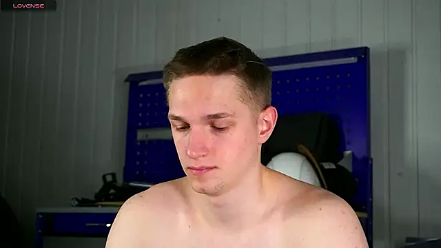 Snapshot of dustyn_fox chatting on 02/02/26, 09:52 dustyn fox online show from 02/02/26, 09:52