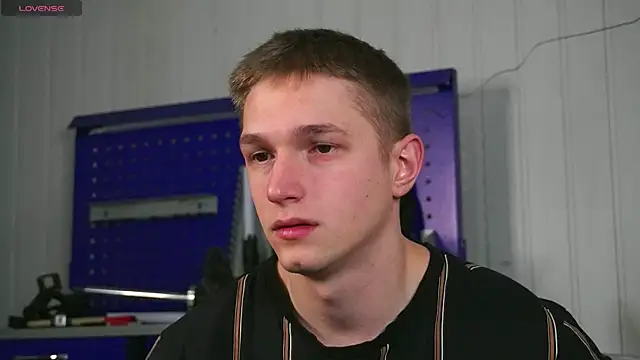 Snapshot of dustyn_fox chatting on 01/08/26, 03:07 dustyn fox online show from 01/08/26, 03:07