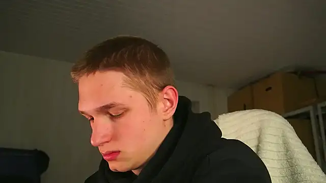 dustyn fox online show from 04/14/26, 03:06