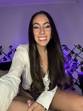 Snapshot of FrancellyHot chatting on 12/04/24, 02:36 FrancellyHot online show from 12/04/24, 02:36