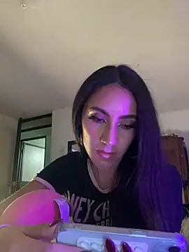 Snapshot of FrancellyHot chatting on 02/07/25, 03:23 FrancellyHot online show from 02/07/25, 03:23