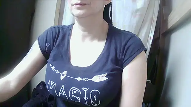 Snapshot of Jennys_room_77 chatting on 06/30/26, 07:47 Jennys room 77 online show from 06/30/26, 07:47