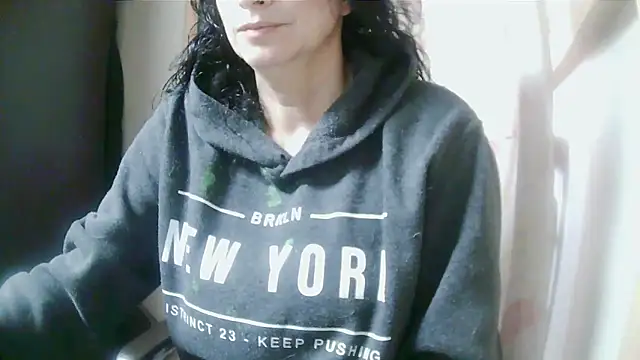 Snapshot of Jennys_room_77 chatting on 05/27/26, 07:54 Jennys room 77 online show from 05/27/26, 07:54