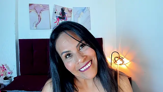 Snapshot of Anthonelaa__ chatting on 09/29/25, 08:14 Anthonelaa online show from 09/29/25, 08:14