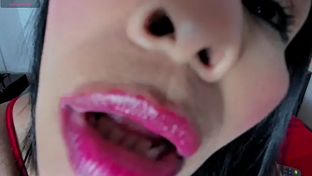 Anthonelaa   online show from 11/21/25, 08:08