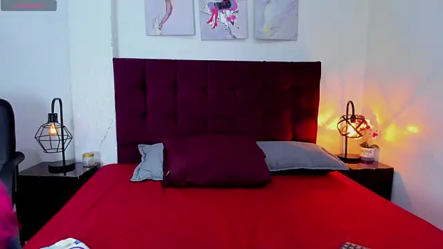 Anthonelaa   online show from 11/05/25, 07:50