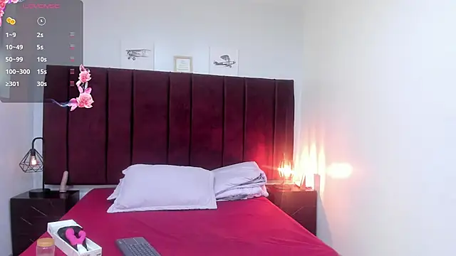 Snapshot of Anthonelaa__ chatting on 03/22/25, 07:53 Anthonelaa online show from 03/22/25, 07:53