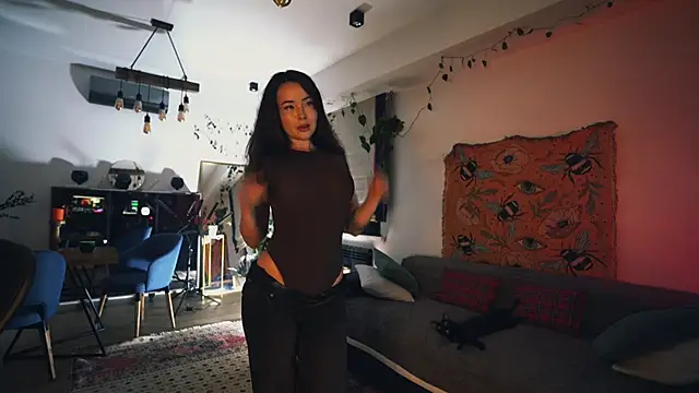 Leona Mell online show from 11/27/25, 08:31