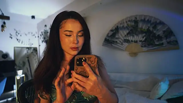 Leona Mell online show from 01/13/26, 10:46