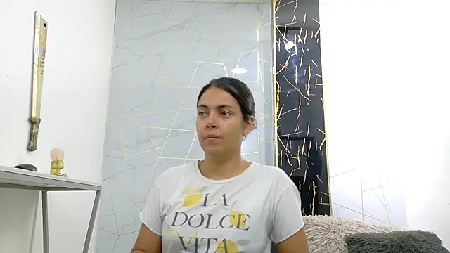 Snapshot of ciara_connor chatting on 05/26/26, 03:37 ciara connor online show from 05/26/26, 03:37