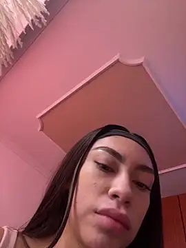 Effy Bonny online show from 10/21/25, 03:33