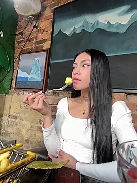 Effy Bonny online show from 12/16/25, 06:23