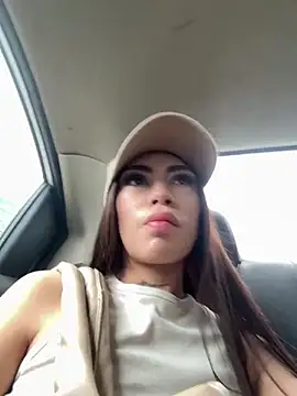 Effy Bonny online show from 11/12/25, 04:55