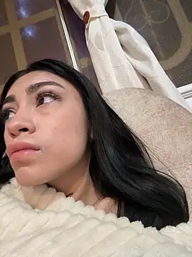 Effy Bonny online show from 12/04/25, 01:04