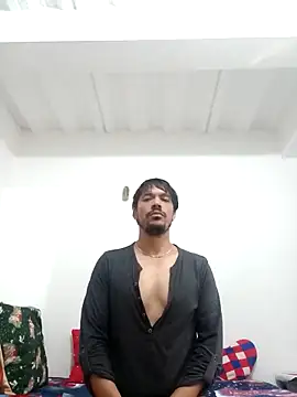 Snapshot of Leandona chatting on 01/05/25, 02:52 Leandona online show from 01/05/25, 02:52