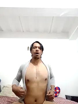 Snapshot of Leandona chatting on 11/01/25, 02:22 Leandona online show from 11/01/25, 02:22