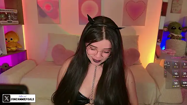 cammiefoalss online show from 11/22/25, 07:35